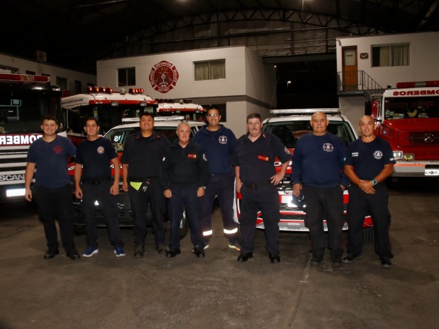 Bomberos de Olavarra partieron rumbo a Baha Blanca